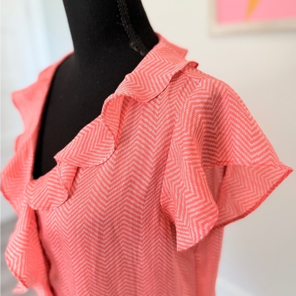 Liz Claiborne Coral Short Sleeve Button Up (M) - Picture 3 of 5